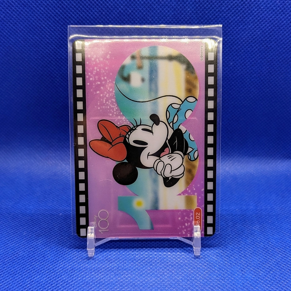 Deluxe Minnie Mouse Collectible Trading Card